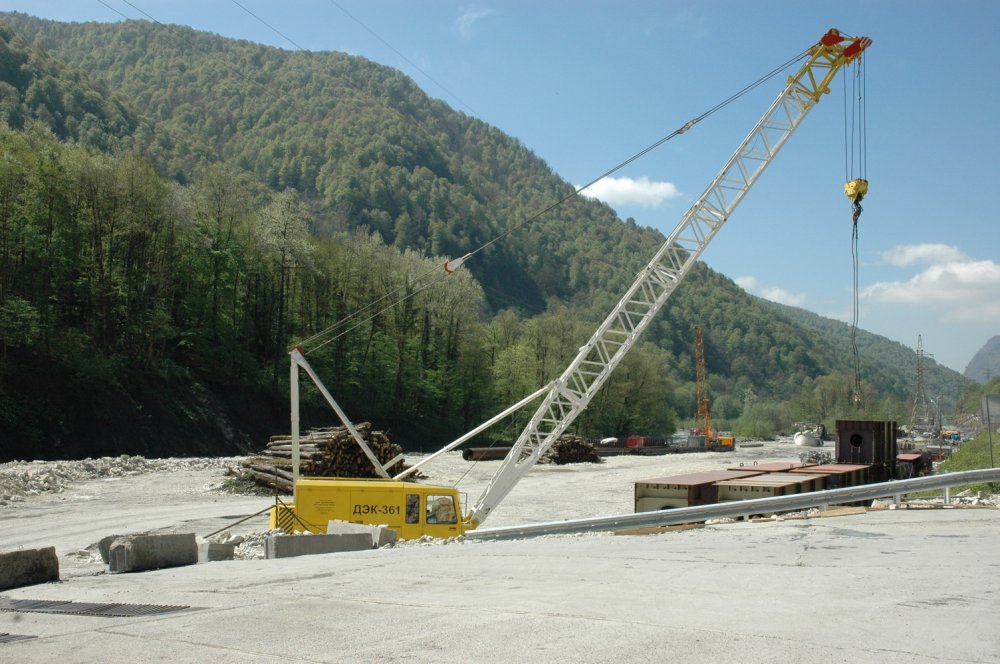 Аренда гусеничного крана 36 т — ЧМЗ ДЭК-361